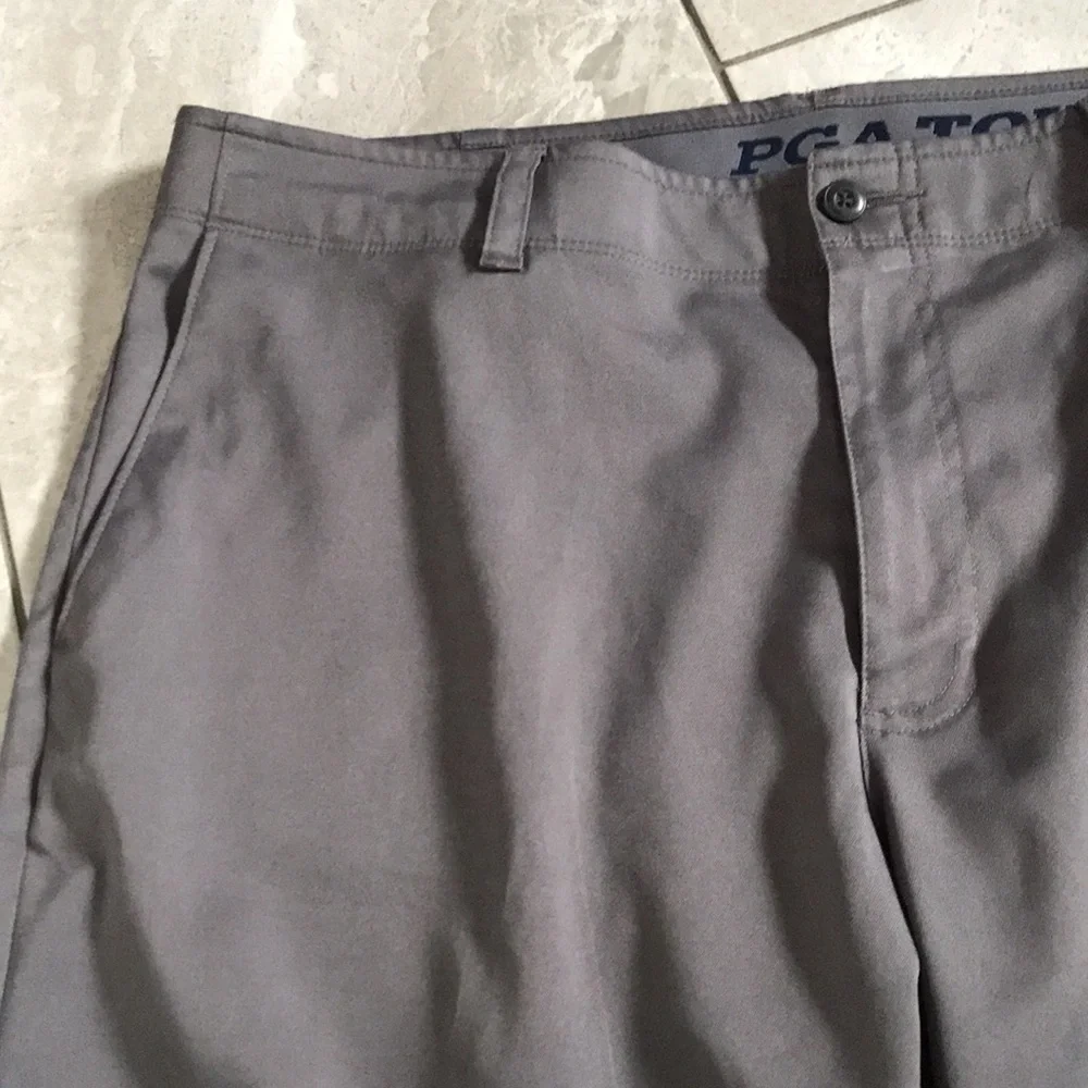 PGA TOUR Mens 10” Golf Grey Shorts | 38